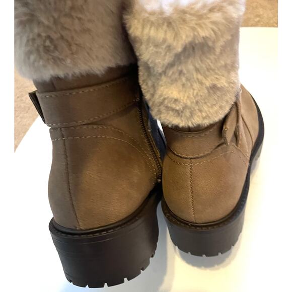 Dolce Vita Leather Buckle Fur Zipper Boot Gray Tan Size 9.5 NEW - Picture 7 of 7